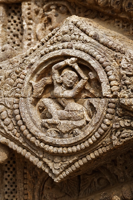 Konarak-Temple du soleil-049